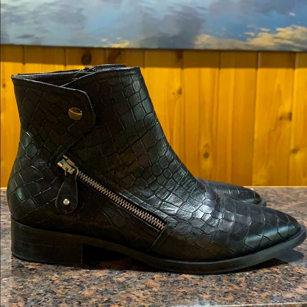 Italian Leather Napoleoni Crocodile Chelsea Bootie